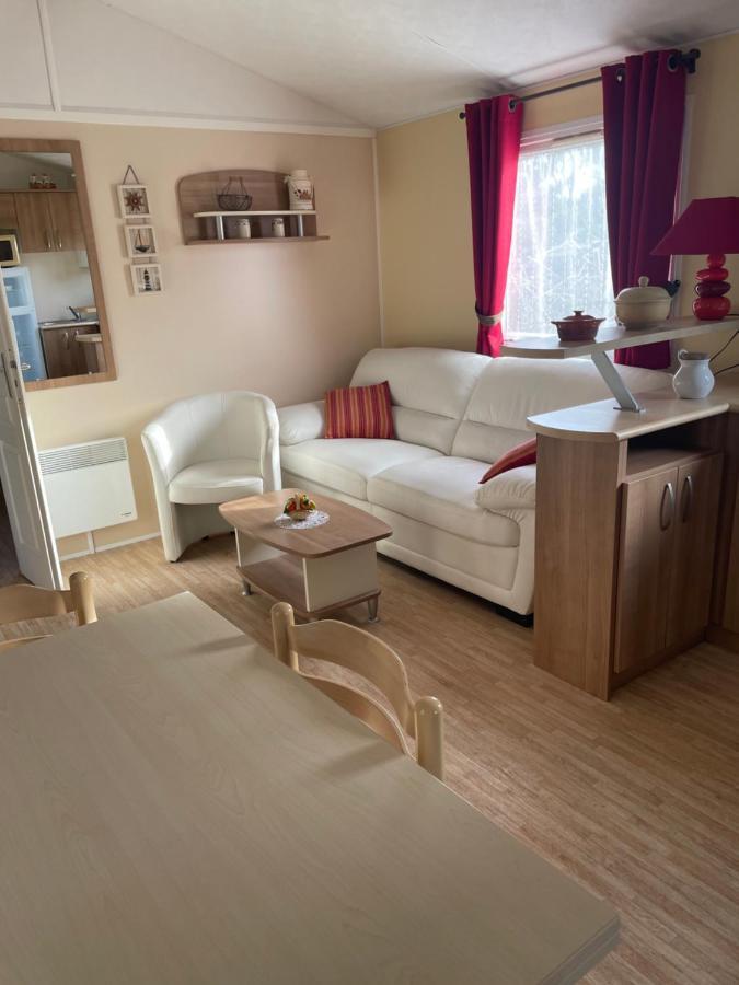 Mobil Home Parfait Etat Sur Camping Arvert Bagian luar foto